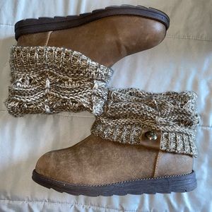 woman’s winter boots